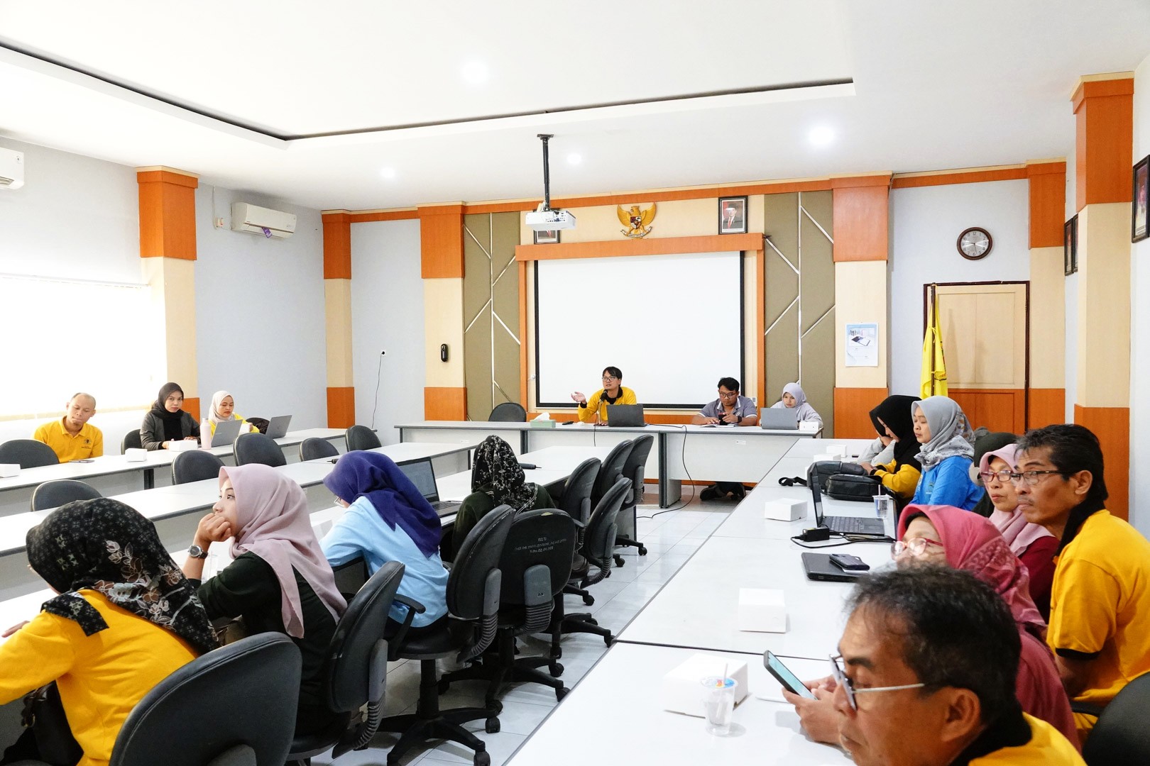 Evaluasi Jejak Alumni, Fakultas Pertanian Unram Optimalkan Tracer Study 2026