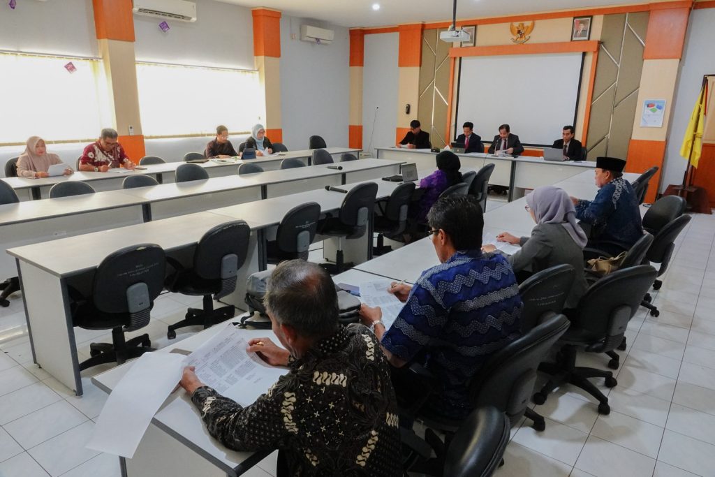 Penentuan Kelulusan Mahasiswa, Faperta Unram Gelar Rapat Yudisium Dipimpin Dekan