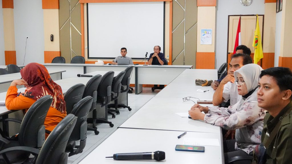 Rapat Fakultas Pertanian Universitas Mataram Gelar Rapat Kelengkapan Berkas Pencapaian Zona Integritas