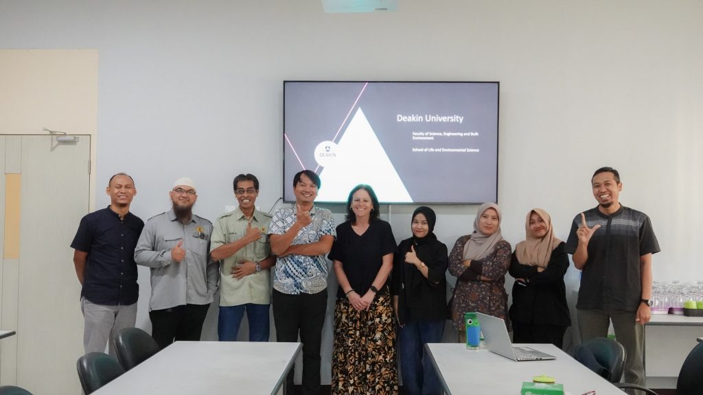 Fakultas Pertanian Unram Jajaki Kerja Sama Internasional dengan Deakin University Australia