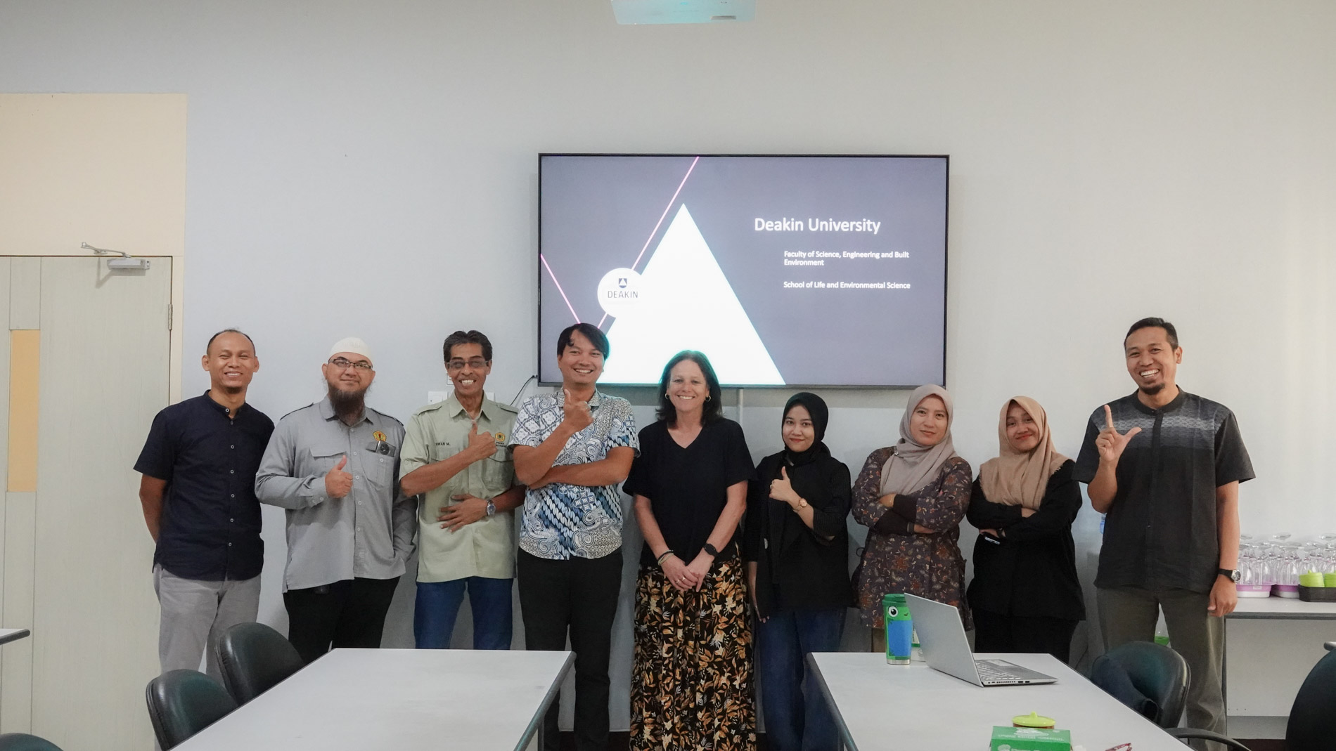 Fakultas Pertanian Unram Jajaki Kerja Sama Internasional dengan Deakin University Australia