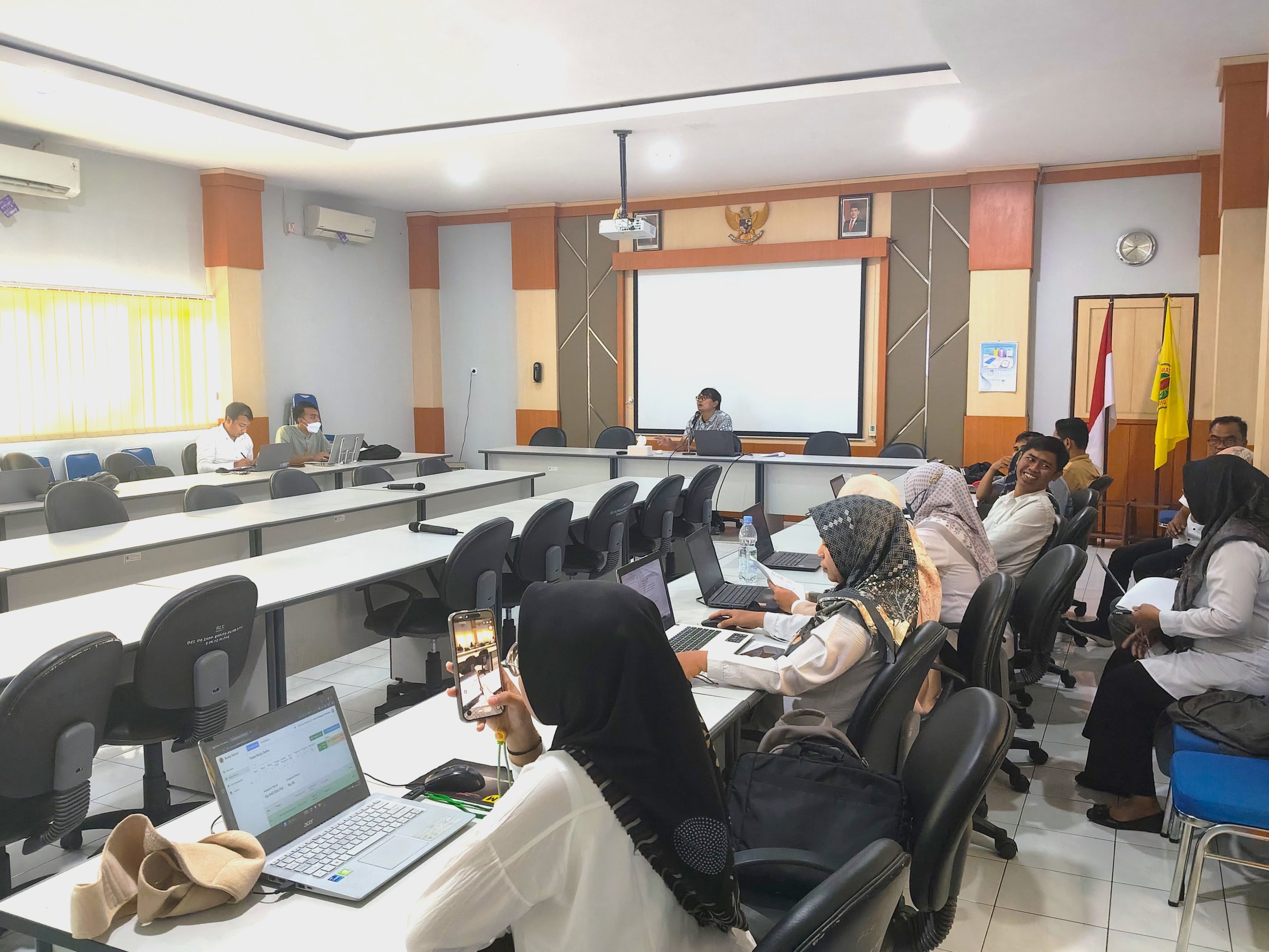Fakultas Pertanian Unram Gelar Rapat Koordinasi Pengisian Indikator Kinerja Utama (IKU)